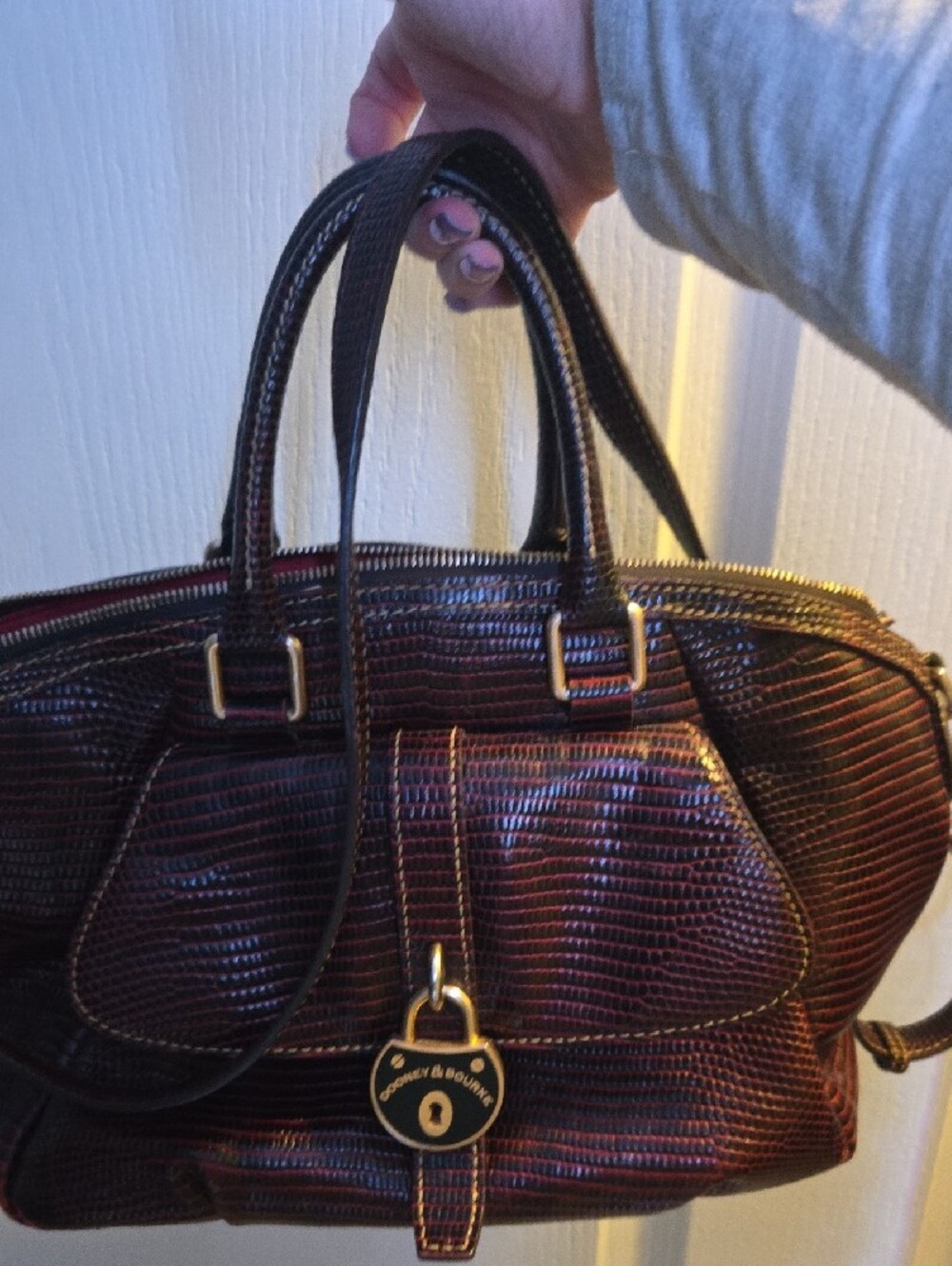 Dooney & Bourke Brown Lizard Embossed Leather Satchel Shoulder Bag - Picture 4 of 4